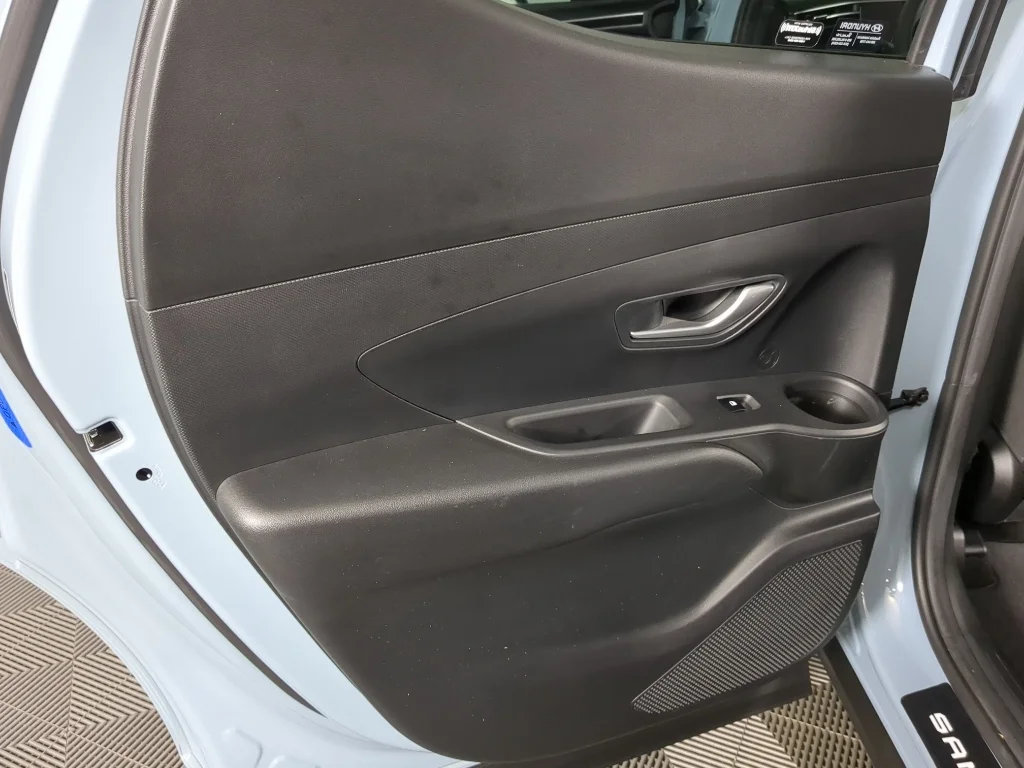 Used 2024 Blue Stone Hyundai SEL image 17