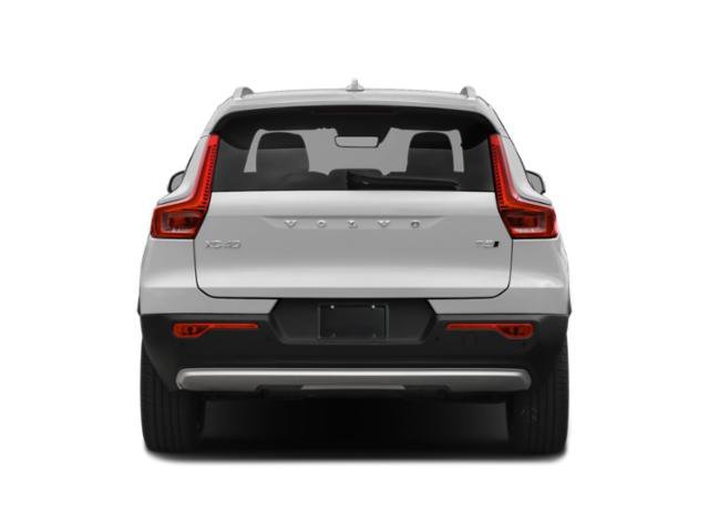 Used 2019 Gray Metallic Volvo Momentum image 5