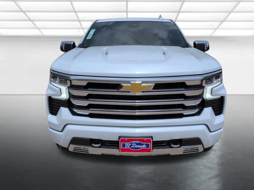 New 2026 Polar White Tricoat Chevrolet High Country image 31