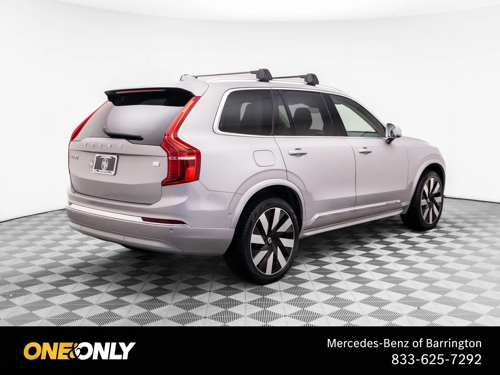 Used 2024 Silver Volvo Ultimate image 5