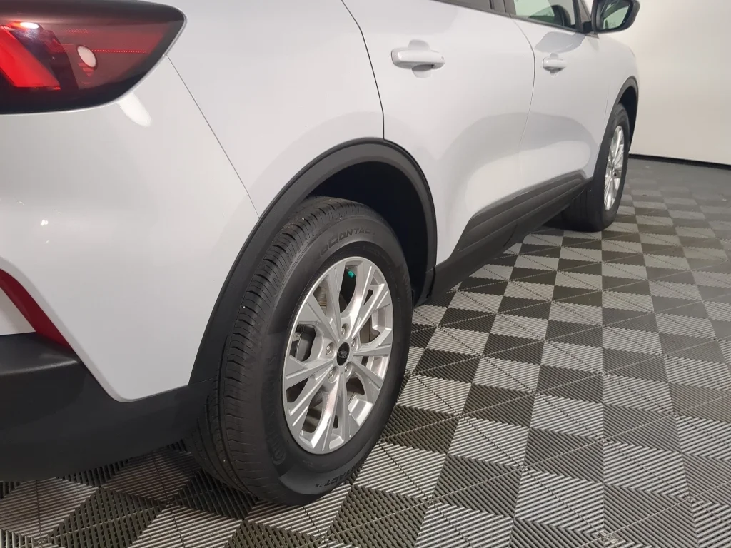 2025 Ford Escape Active - Photo 8