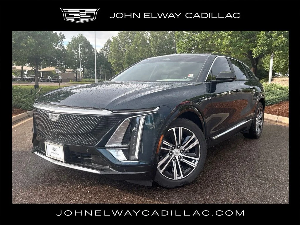 Used 2024 Emerald Cadillac Luxury image 1