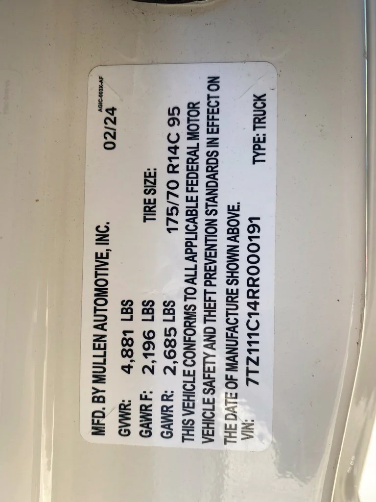 Used 2024 White Mullen  image 24