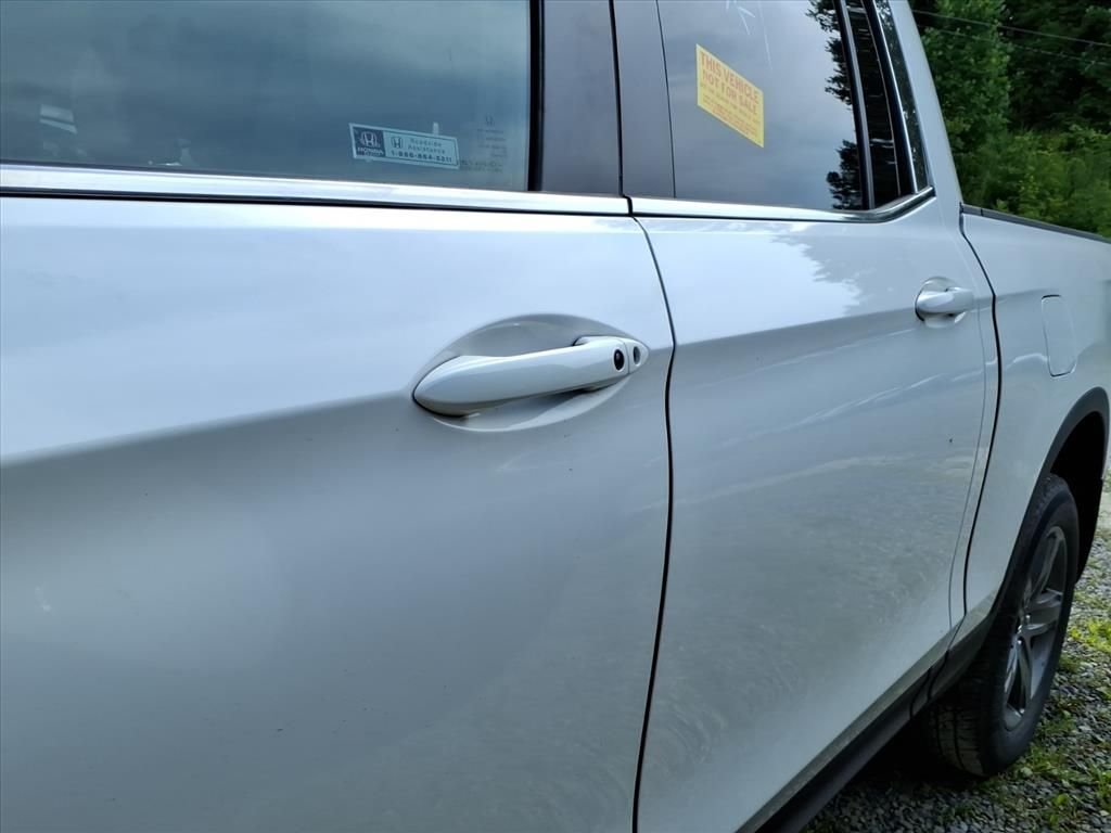 Used 2023 White Honda RTL image 8