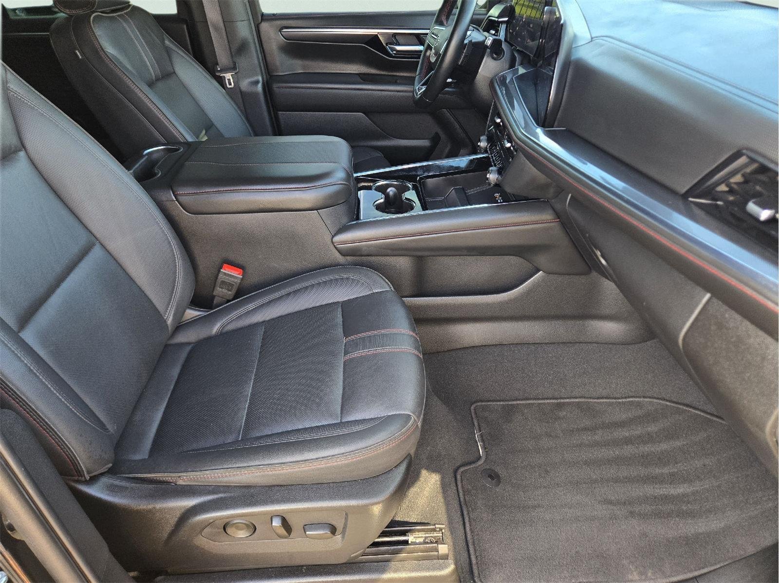 Used 2025 Black Chevrolet RST image 14