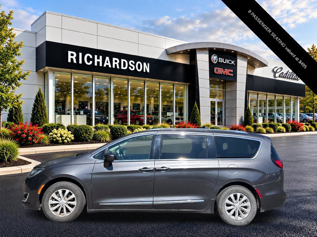 Used 2019 Chrysler Pacifica Touring L with VIN 2C4RC1BG0KR550208 for sale in Midland, MI