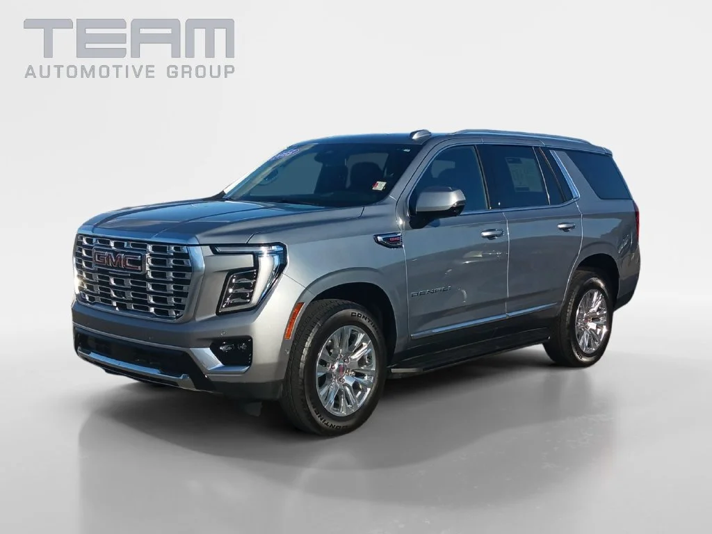 Used 2025 Sterling Metallic GMC Denali image 3