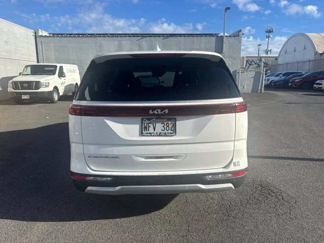 Used 2022 White Kia LXS image 4