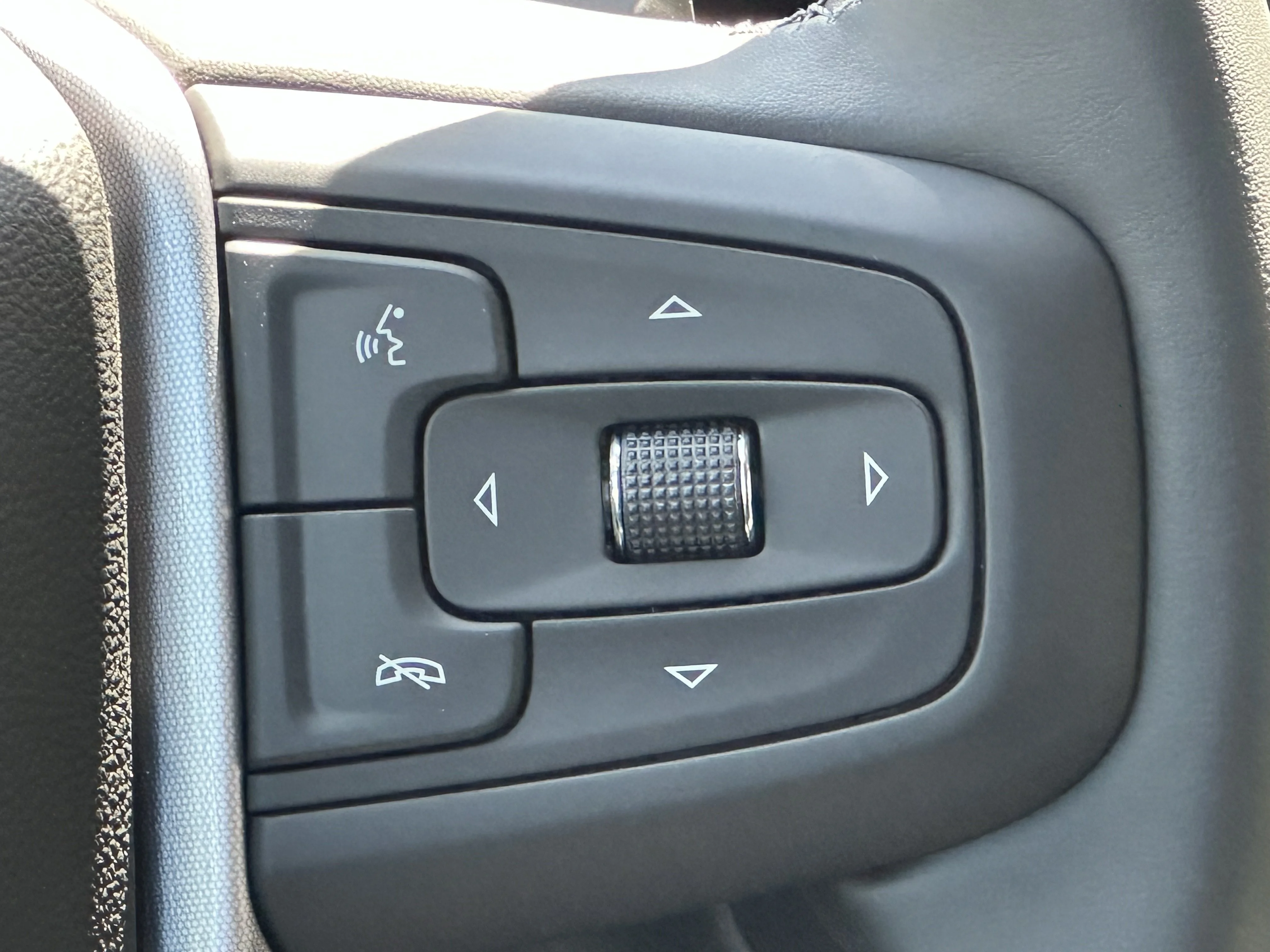 New 2026 Summit White GMC Elevation image 14