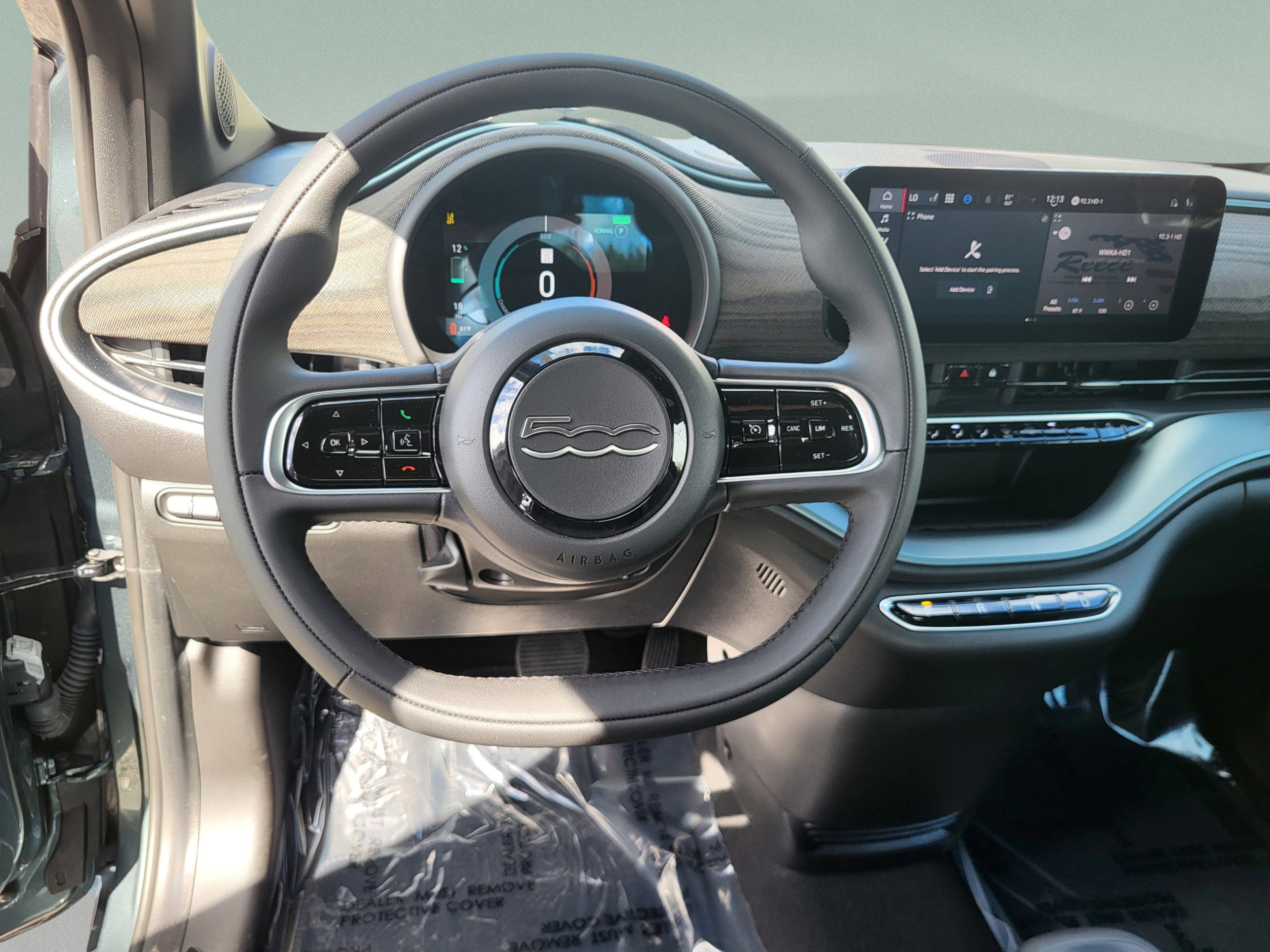 2025 FIAT 500e Base - Photo 43