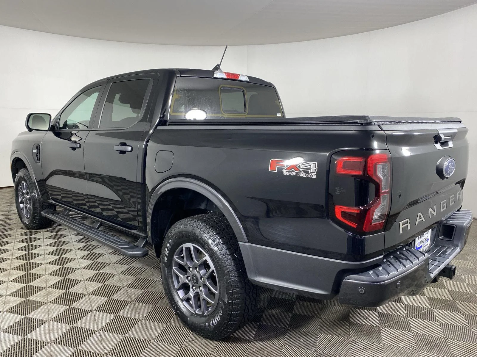 Used 2024 Shadow Black Ford XLT image 5