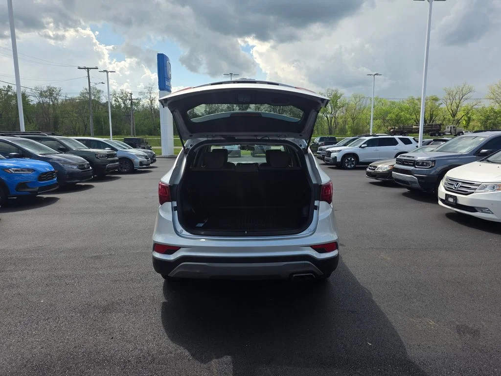 Used 2017 Sparkling Silver Hyundai 2.4 Base image 12