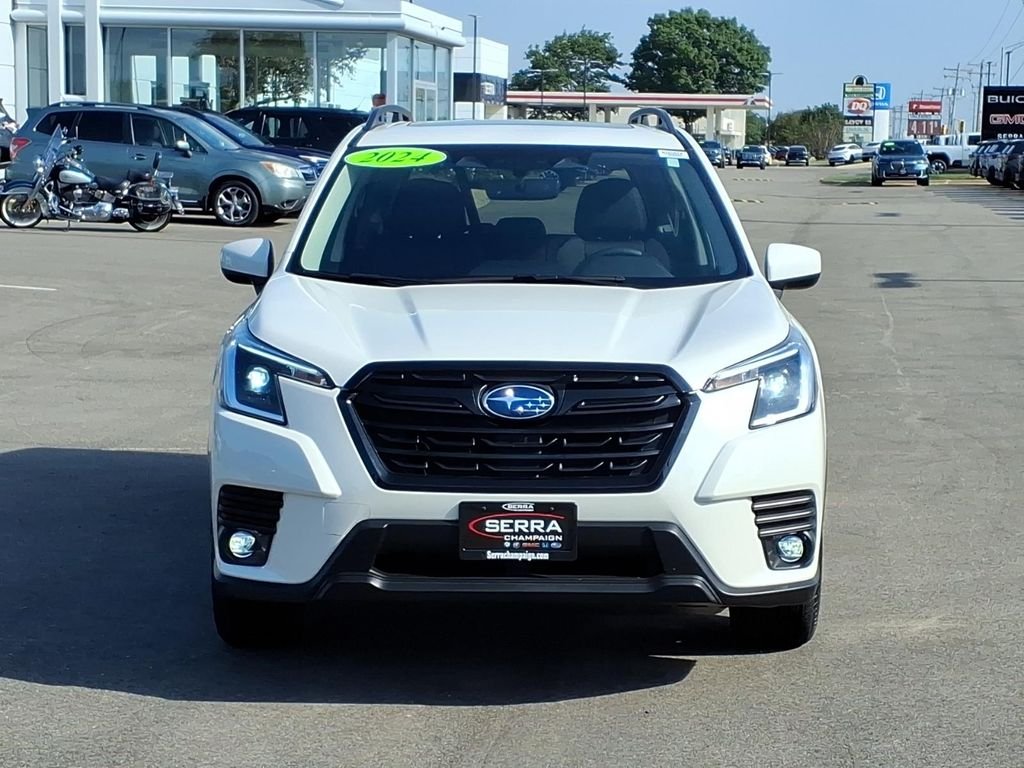 Used 2024 Crystal White Pearl Subaru Premium image 15
