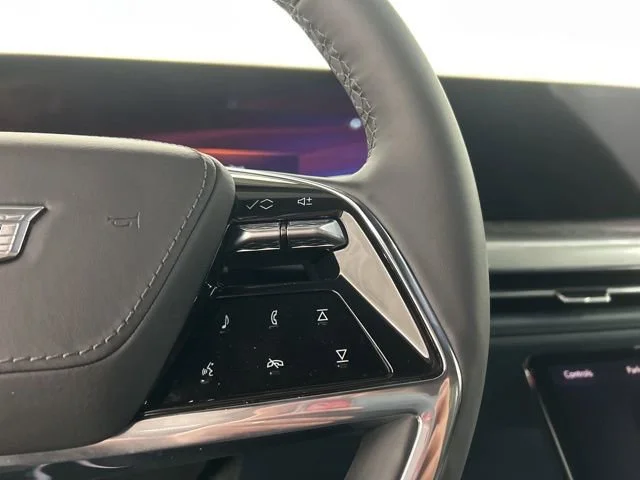 2025 Cadillac Escalade IQ Luxury 2 - Photo 8