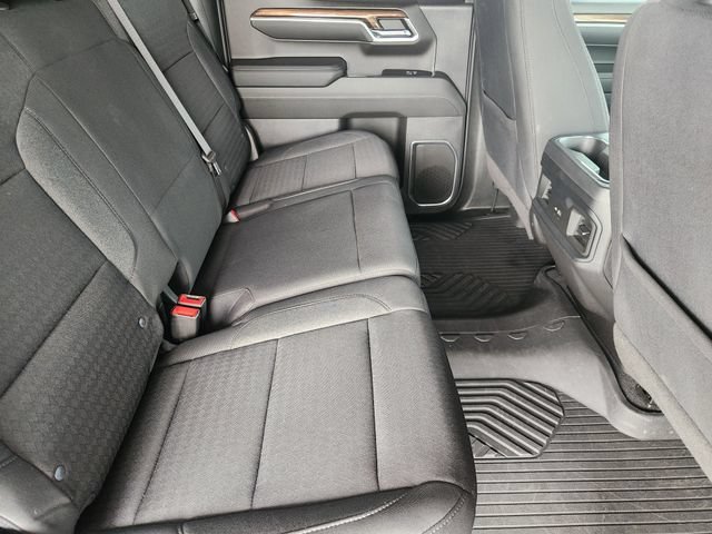 Used 2023 BLACK Chevrolet RST image 31