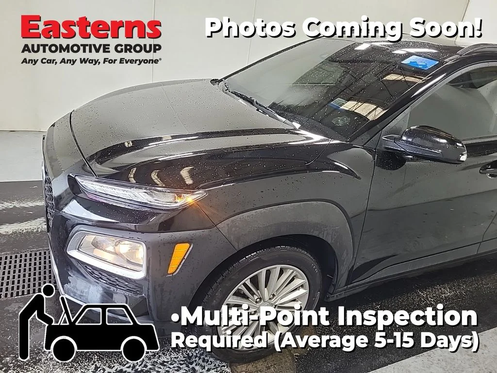 Used 2021 Black Hyundai SEL Plus image 1