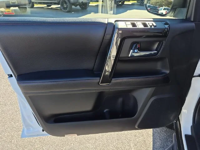 Used 2016 White Toyota Trail image 12