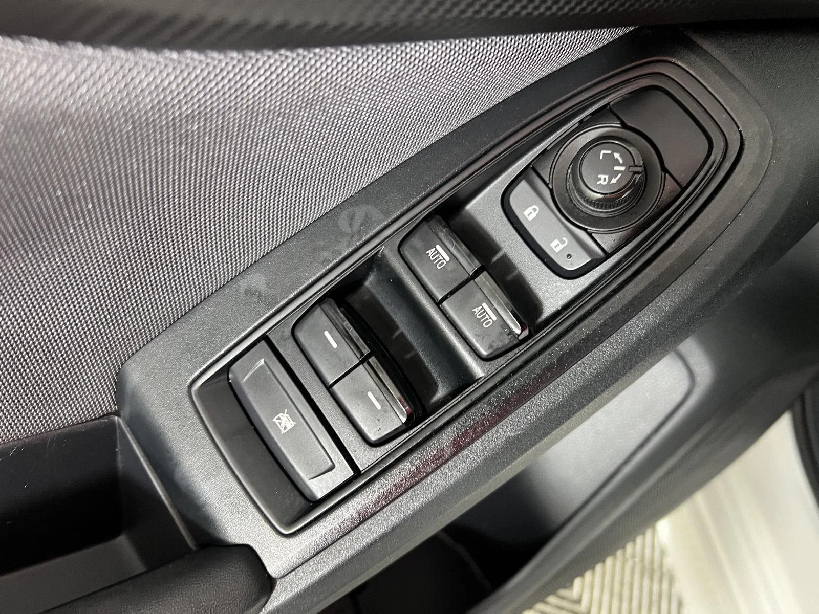 Used 2022  Subaru Sport image 14