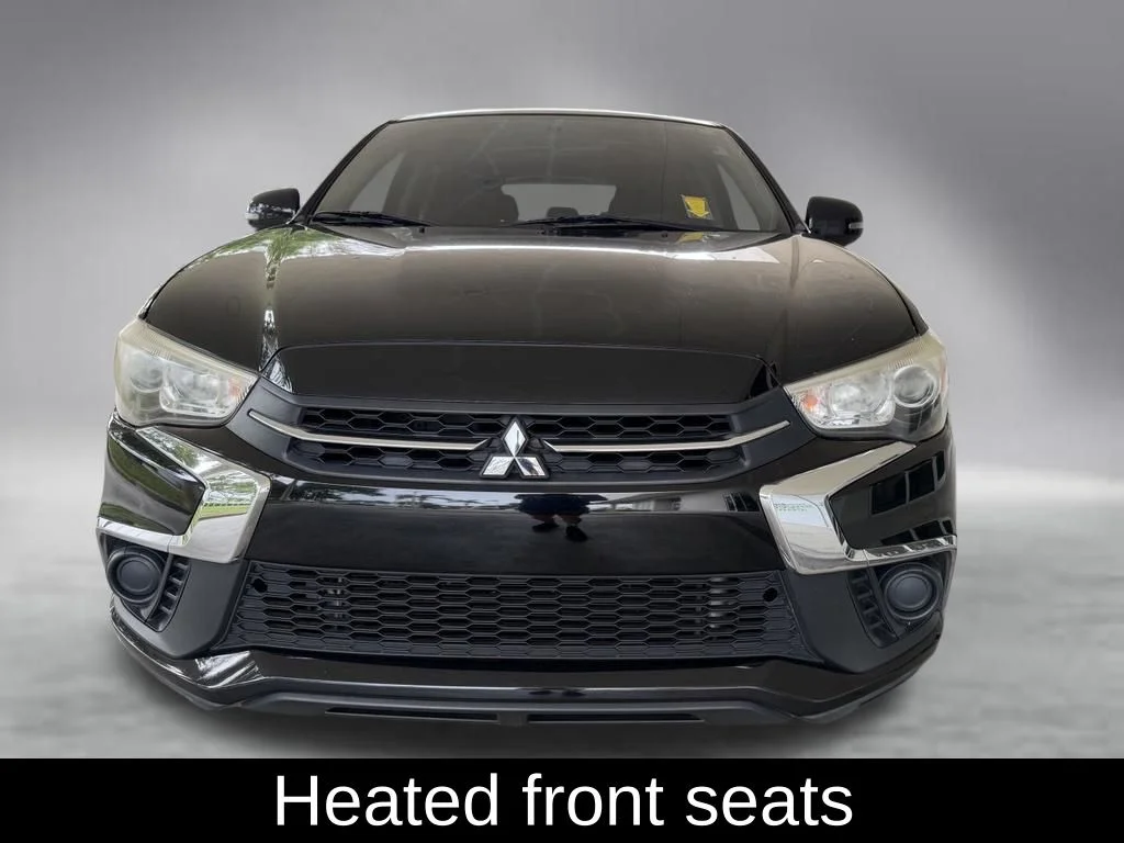 Used 2019 Black Mitsubishi 2.0 SE image 11