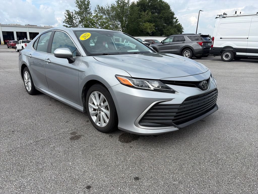Used 2022 Silver Toyota LE image 9