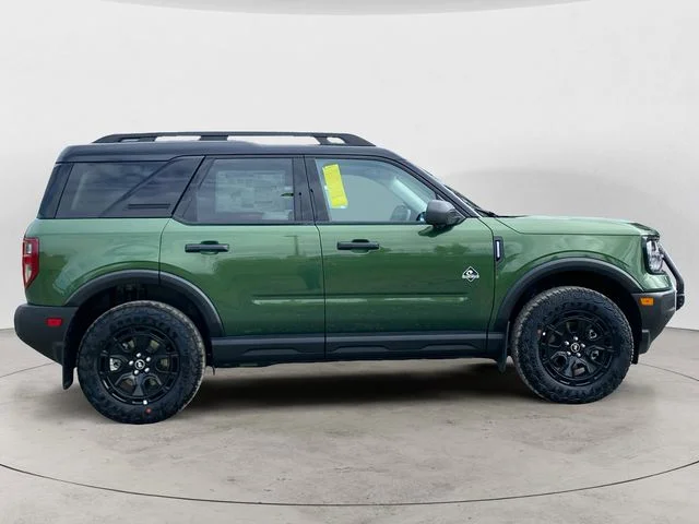 New 2025 Green Metallic Ford Outer Banks image 6
