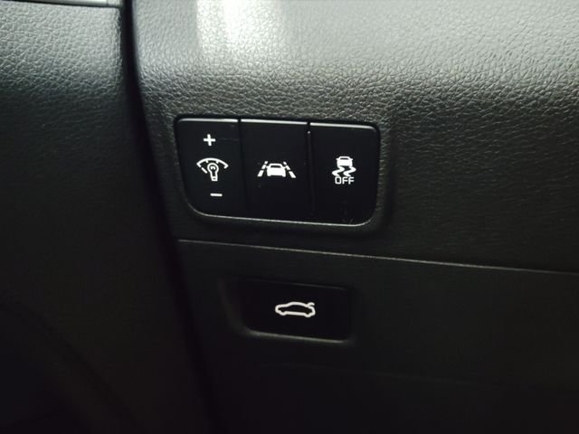 Certified Used 2023 Gray Kia GT-Line image 15