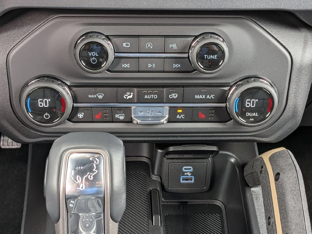 2025 Ford Bronco 4-Door Badlands - Photo 17