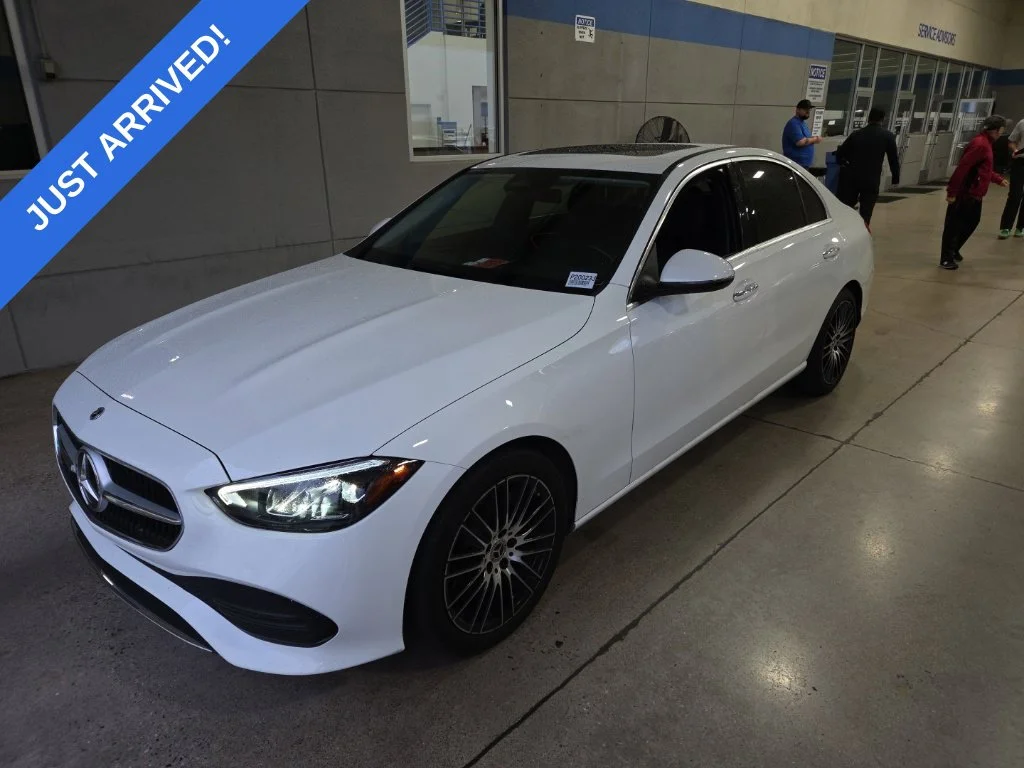 Used 2022  Mercedes-Benz C 300 image 1