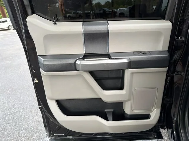 Used 2020 Black Ford XL image 21