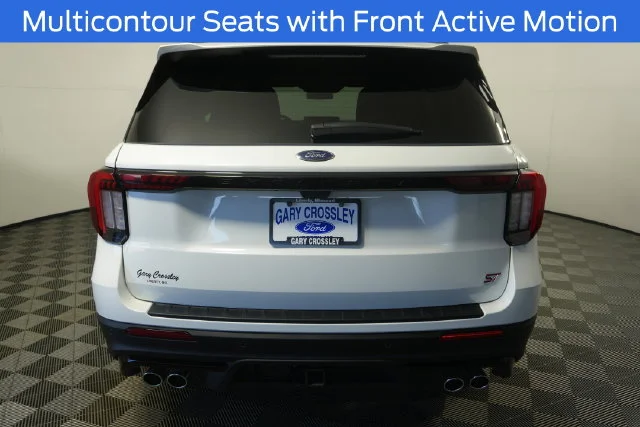 New 2026 Star White Metallic Tri-Coat Ford ST image 22