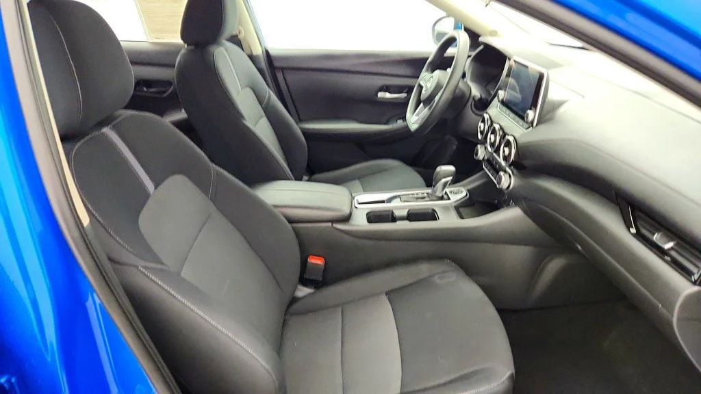 Used 2024 Electric Blue Metallic Nissan SV CVT image 22