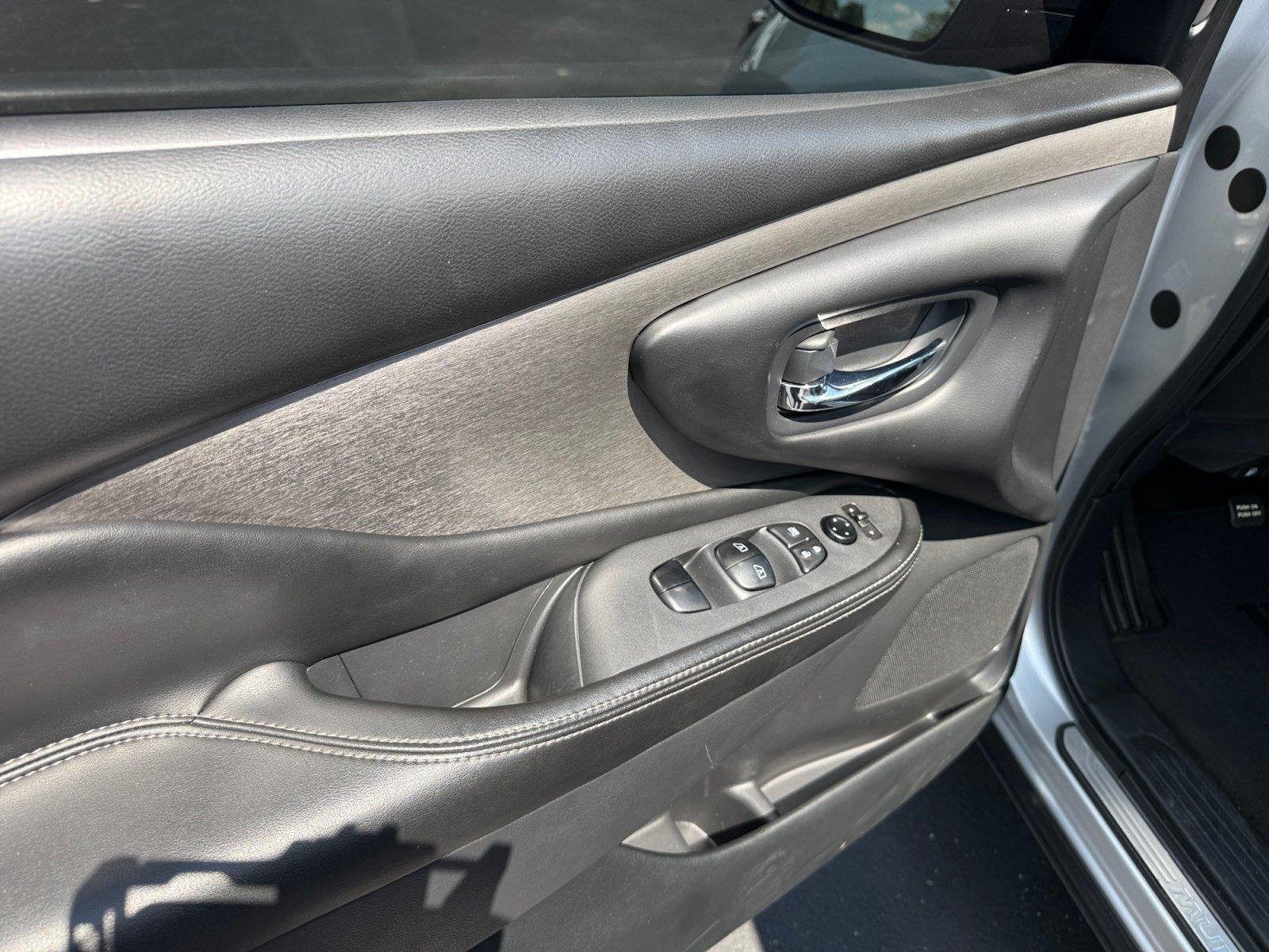 Used 2021 Brilliant Silver Metallic Nissan SV image 12