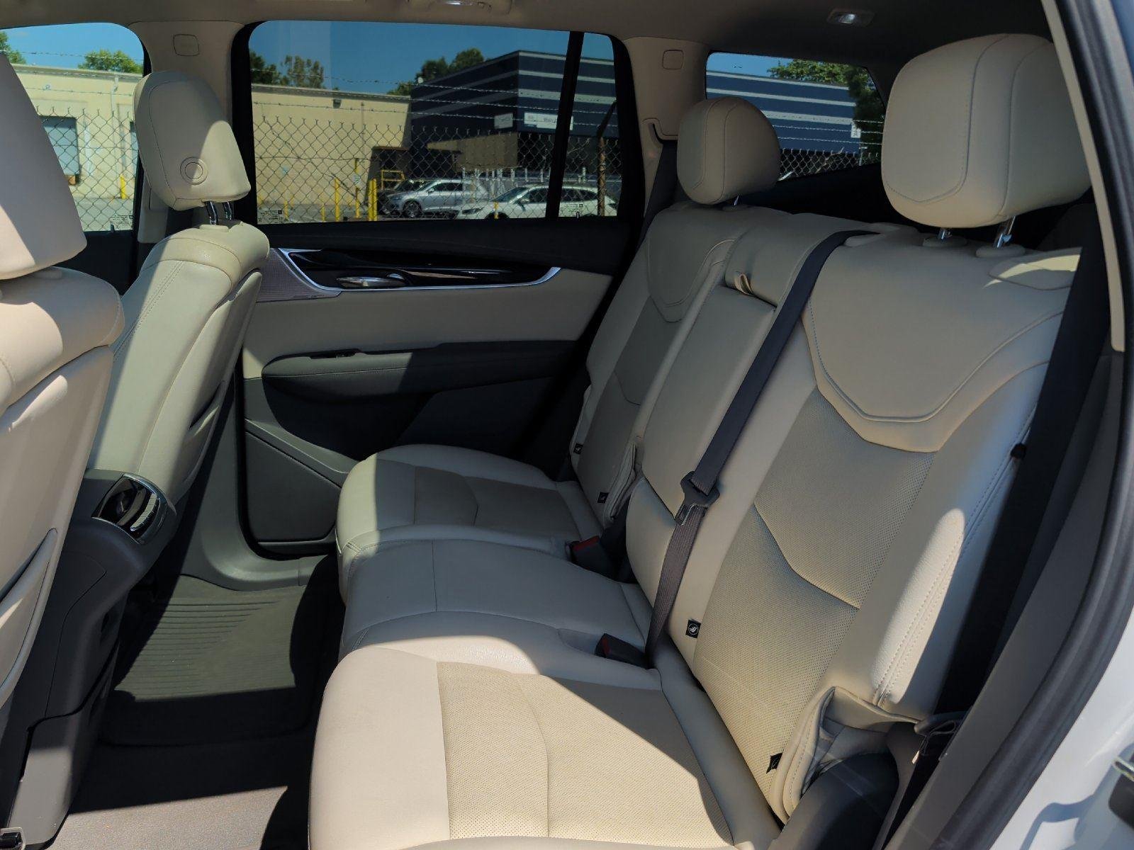 Used 2023 Crystal White Tricoat Cadillac FWD Premium Luxury image 34