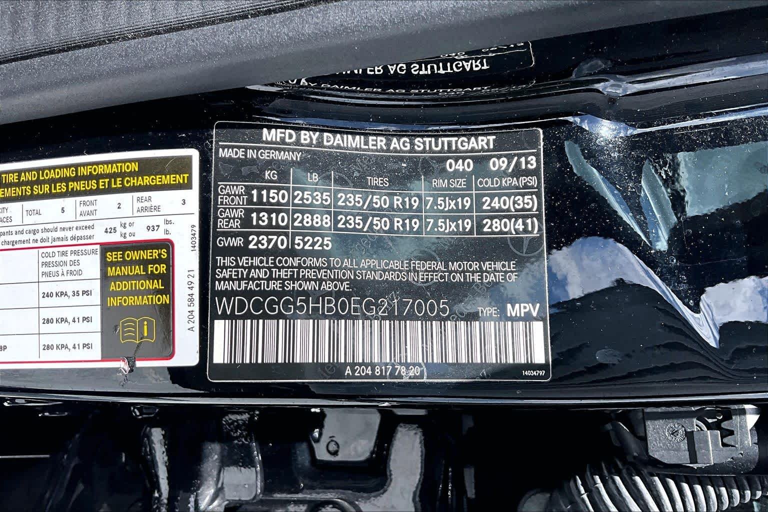 Used 2014 Obsidian Black Metallic Mercedes-Benz GLK 350 image 30