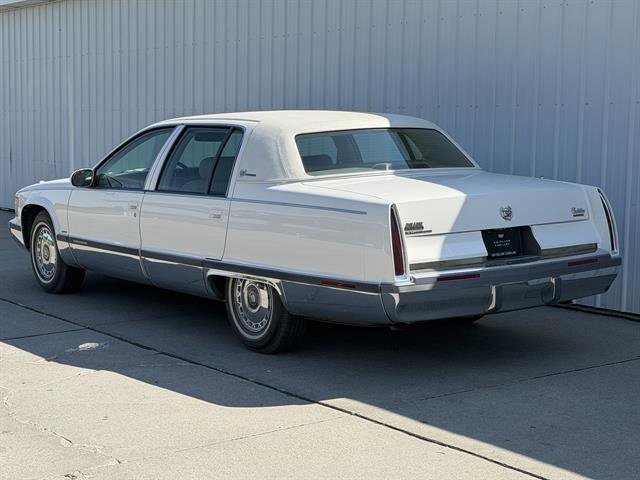 Used 1996 Cotillion White Cadillac 4DR SDN image 8