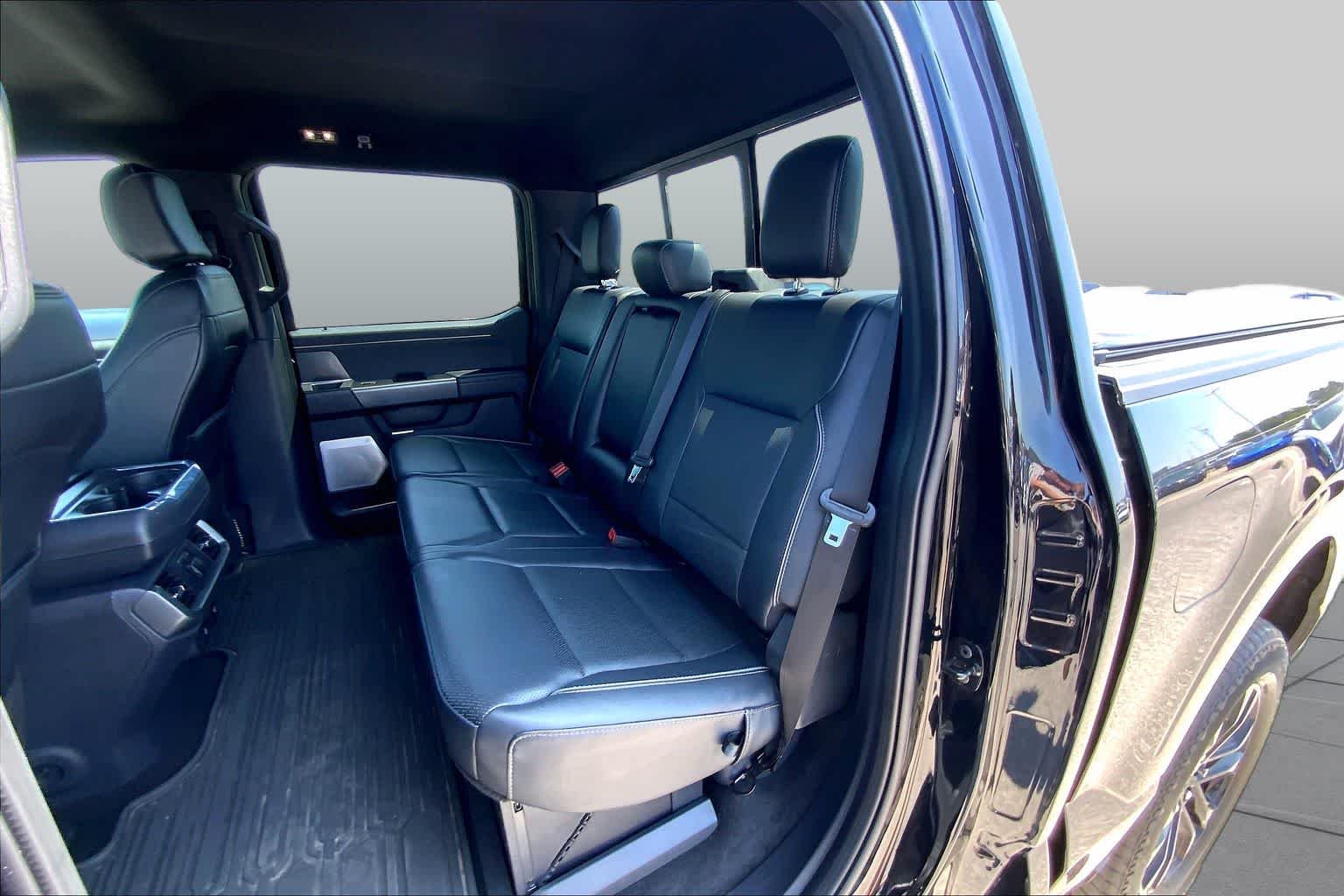 Certified Used 2024 Agate Black Metallic Ford LARIAT image 21