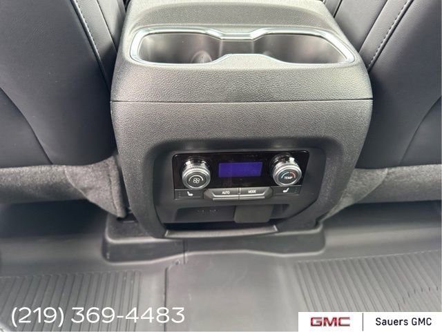 2026 GMC Acadia Denali - Photo 14