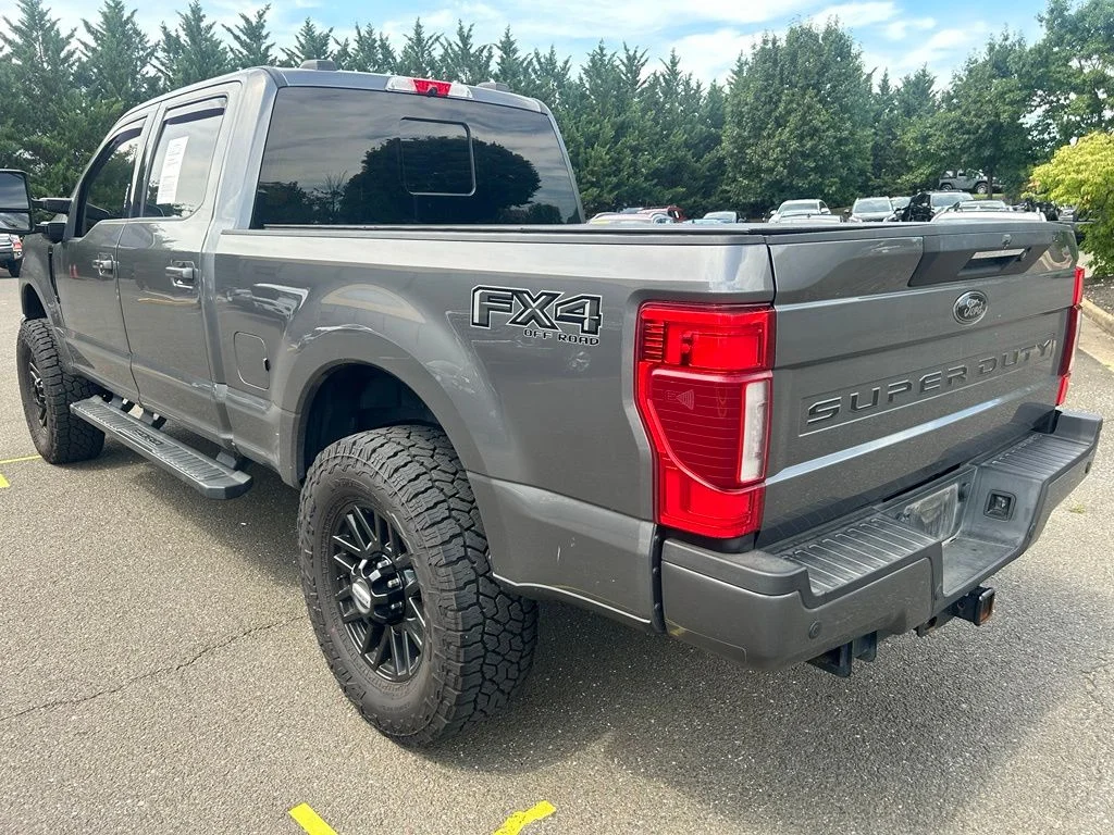 Used 2022 Gray Ford Lariat image 7