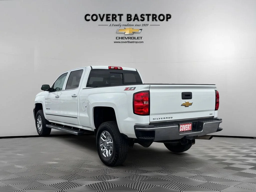 Used 2015 White Chevrolet LTZ image 4