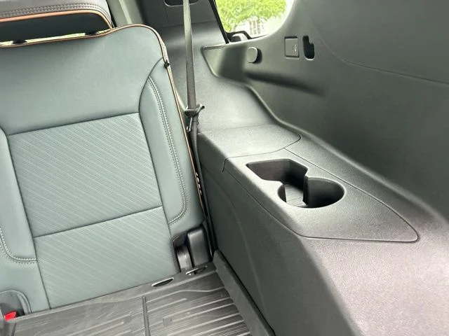 2026 GMC Yukon AT4 - Photo 24
