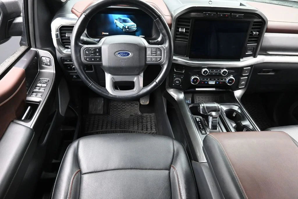 Used 2023 Gray Ford Lariat image 15