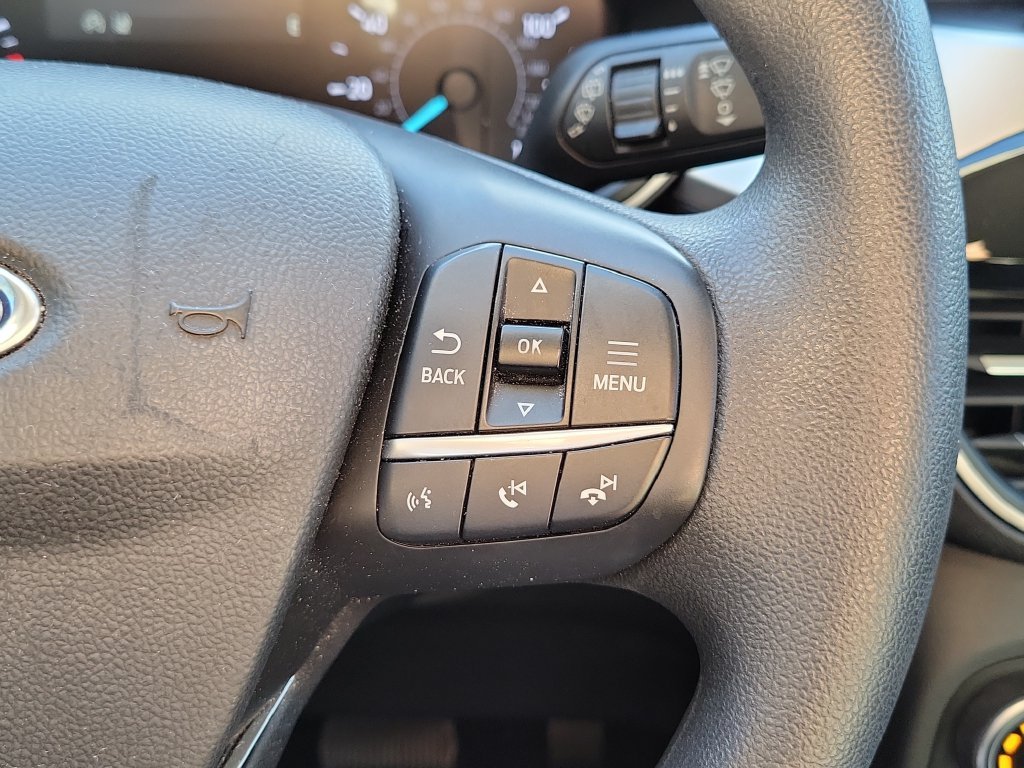Used 2020 Red Metallic Ford SE image 28