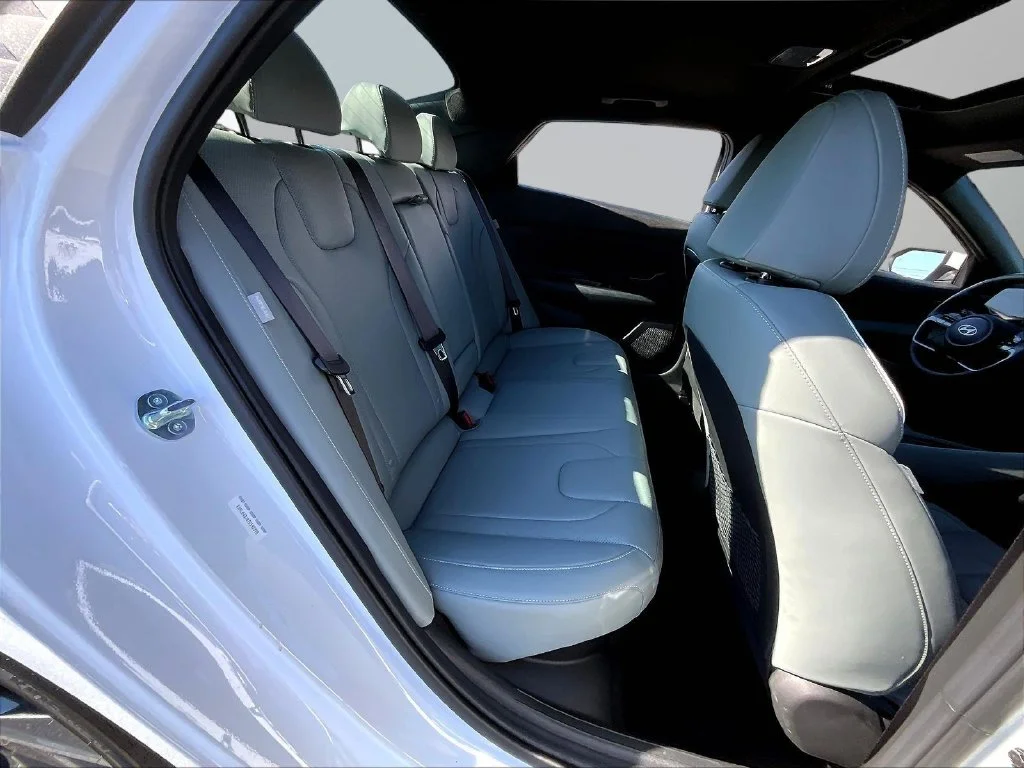 Used 2026 White Hyundai Limited image 25