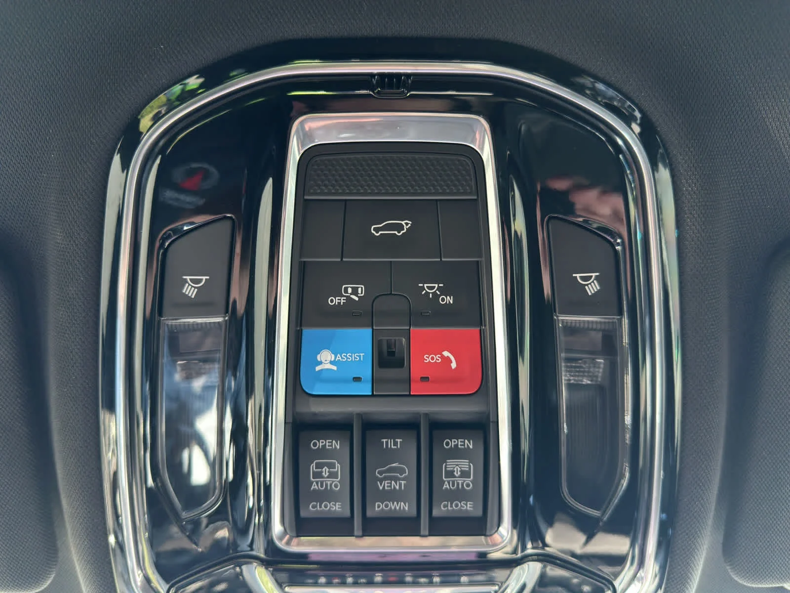 2024 Jeep Grand Cherokee Overland - Photo 27