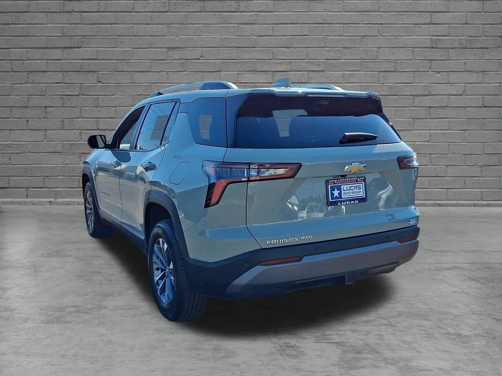 Used 2025 Cacti Green Chevrolet LT image 9