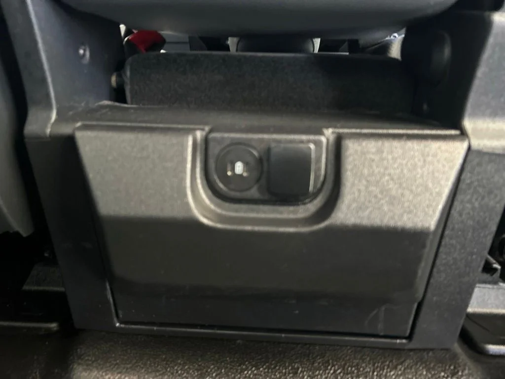 Used 2025 White Ford XL image 28