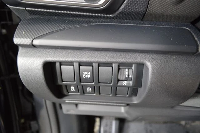 Used 2024 Gray Subaru Base image 37