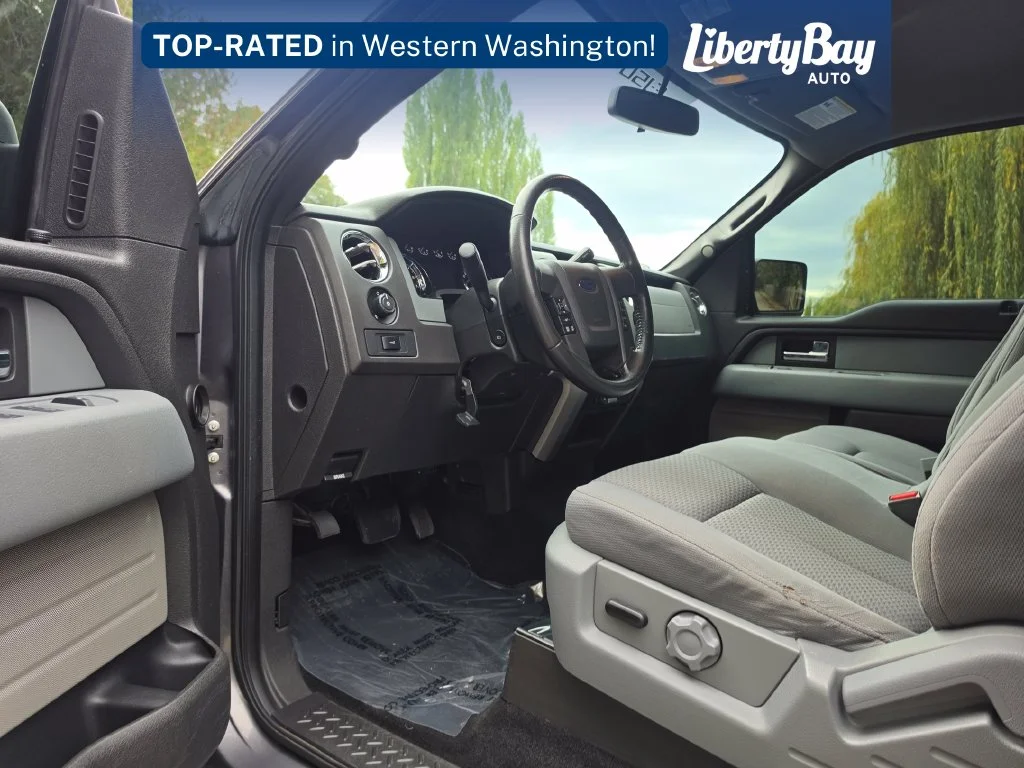 Used 2012 Gray Ford XLT image 10