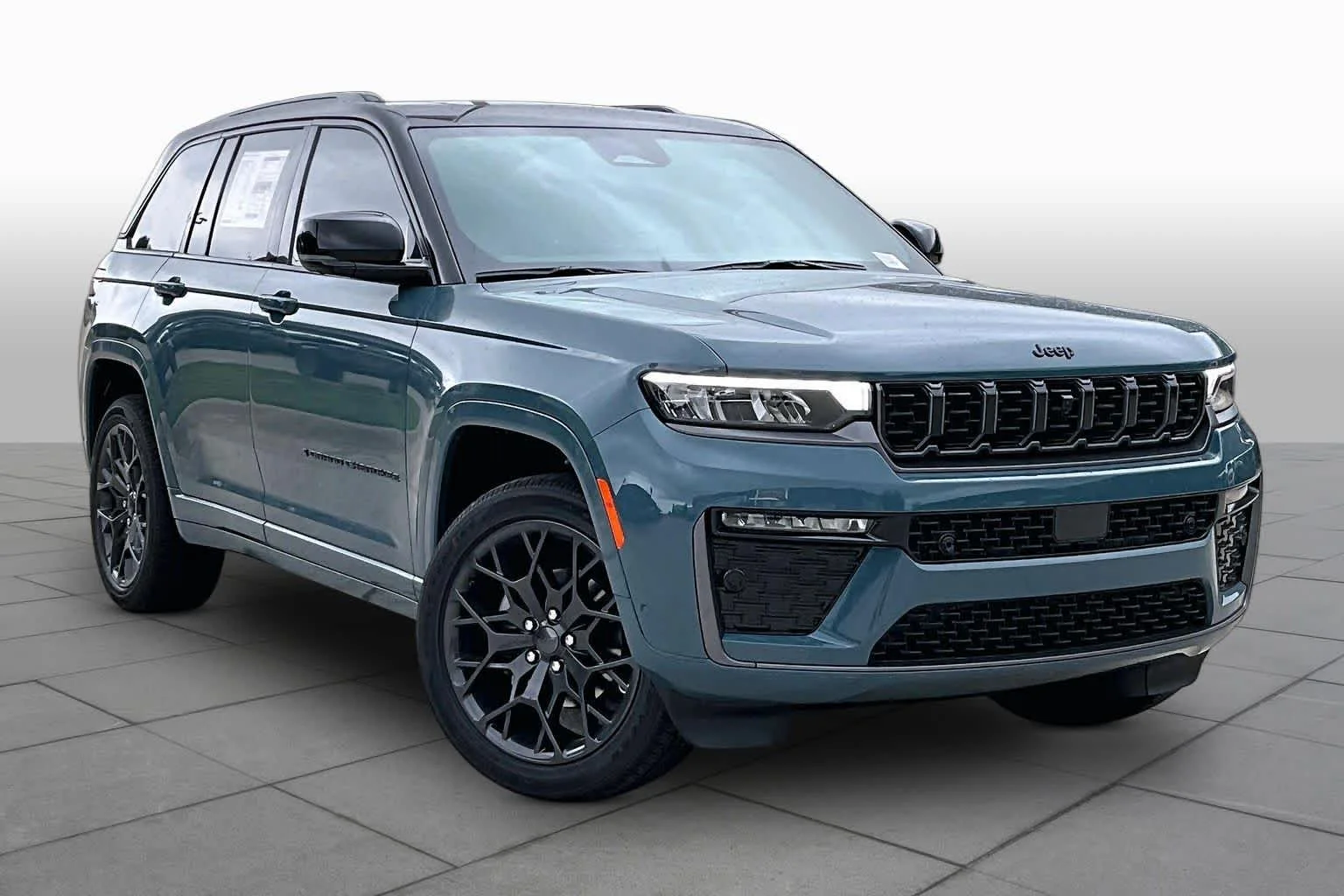 New 2026 Steel Blue Exterior Paint Jeep Summit image 2