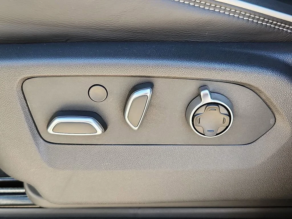 2026 GMC Sierra 1500 AT4X - Photo 19